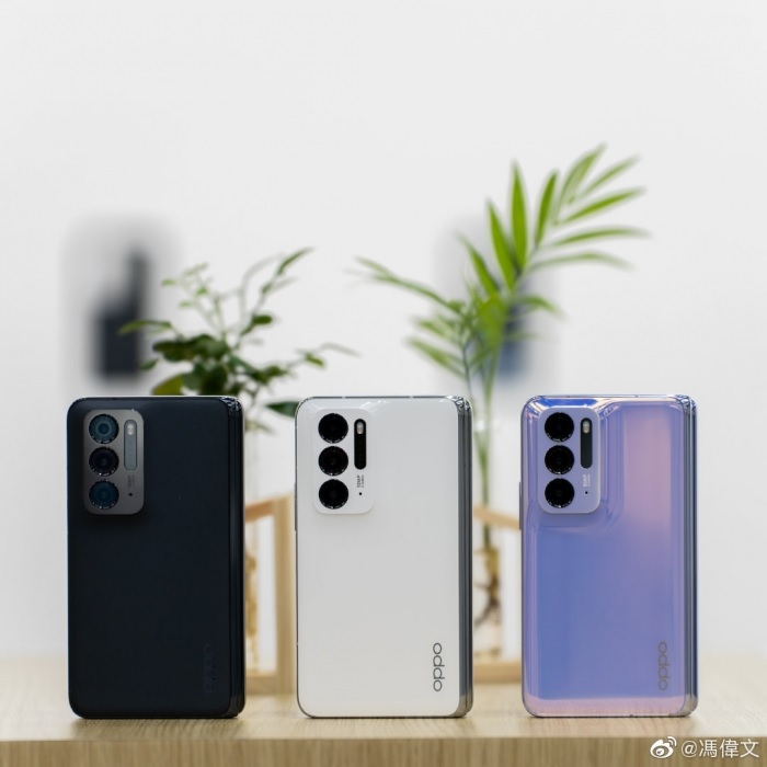 Nổi bật với mặt lưng thiết kế sang trọng