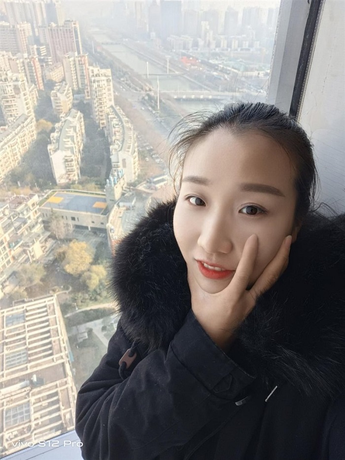 Ảnh chụp selfie từ S12 Pro