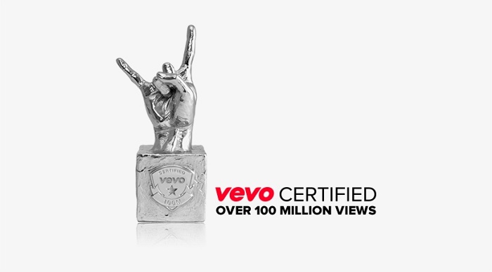 Giải thưởng dành cho nghệ sĩ có video đạt 100.000.000 views