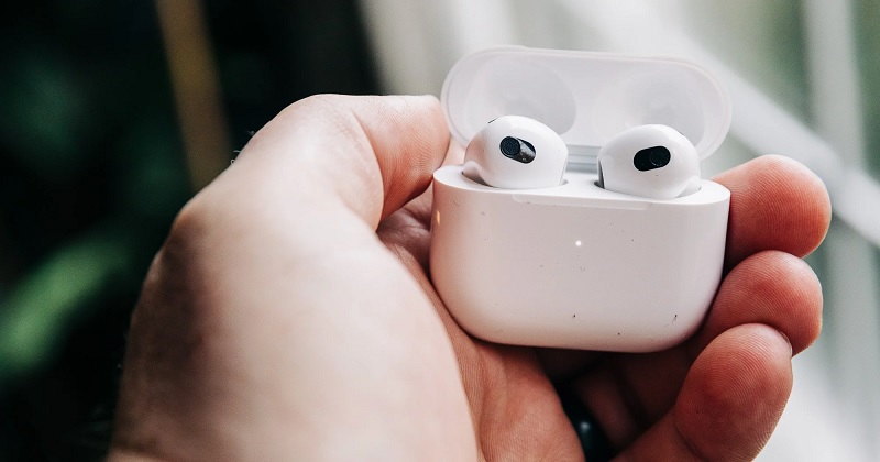 Airpods xách tay là gì? Có nên mua Airpods xách tay không?