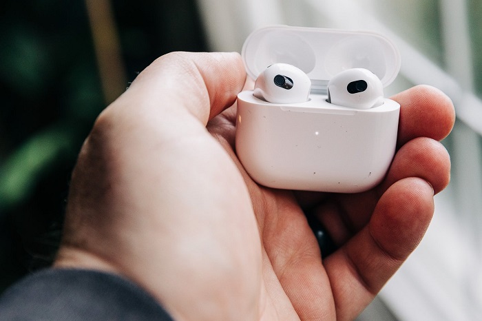 AirPods hàng xách tay có ưu điểm và nhược điểm riêng