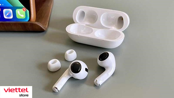 Hong tai nghe khô hoàn toàn rồi mới đựng vào hộp