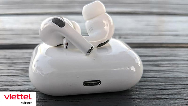 Cách phát âm thanh trên tai nghe AirPods 