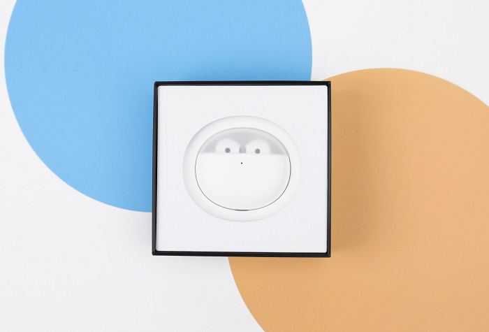 Hộp sau khi được mở nắp