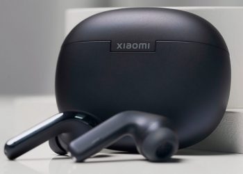 Cận cảnh Xiaomi Buds 3