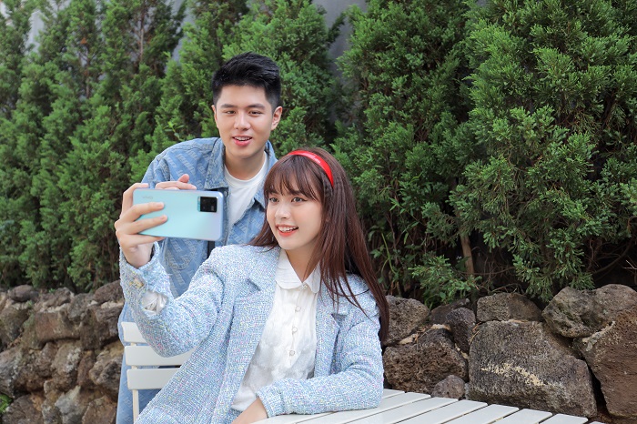 Chụp ảnh selfie trên Vivo Y33s