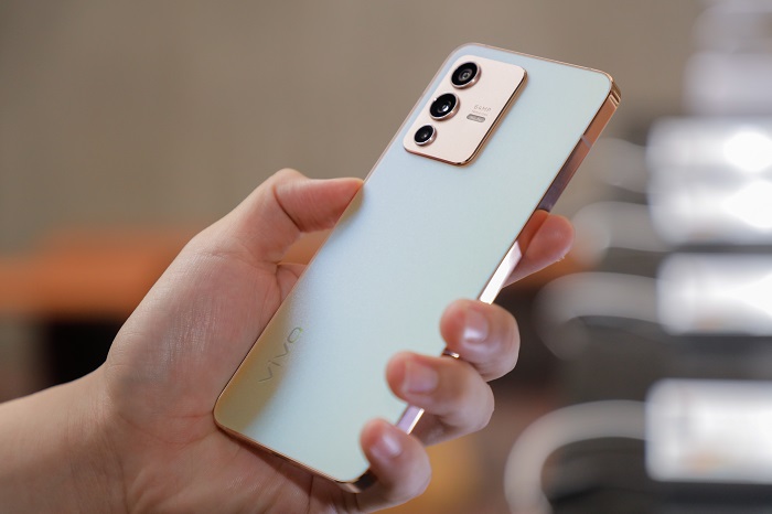 Vivo V23 5G sở hữu viên pin 4.200 mAh