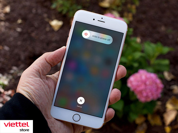 Khởi động lại iPhone (1)