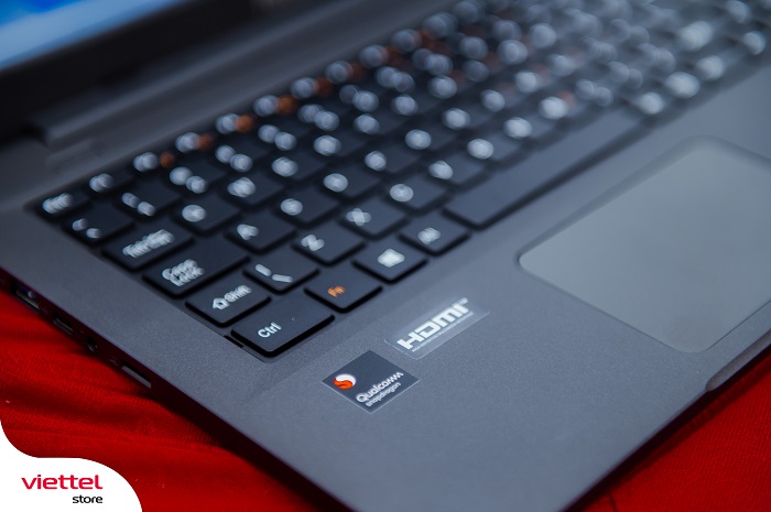 Massko Q1V không có đèn LED trên bàn phím