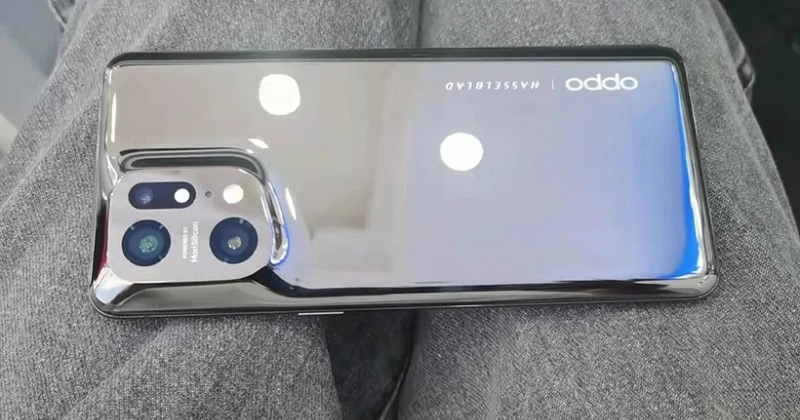 thiết kế mặt sau của OPPO Find X5 Pro