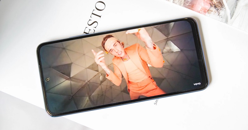 Trên tay Redmi Note 11