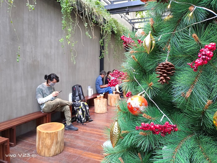 trên tay vivo V23 5G