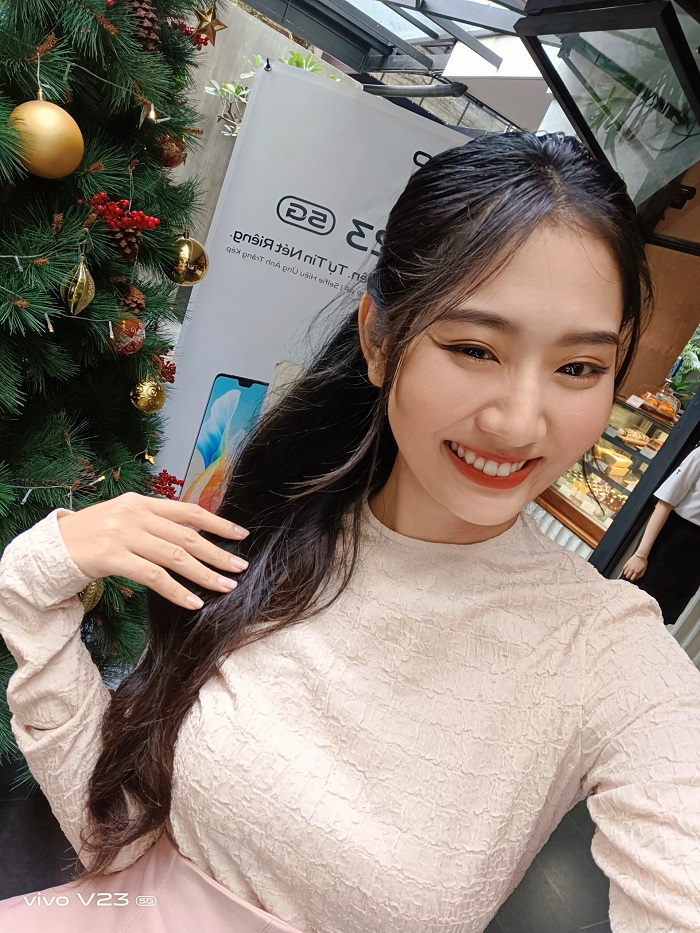 trên tay vivo V23 5G
