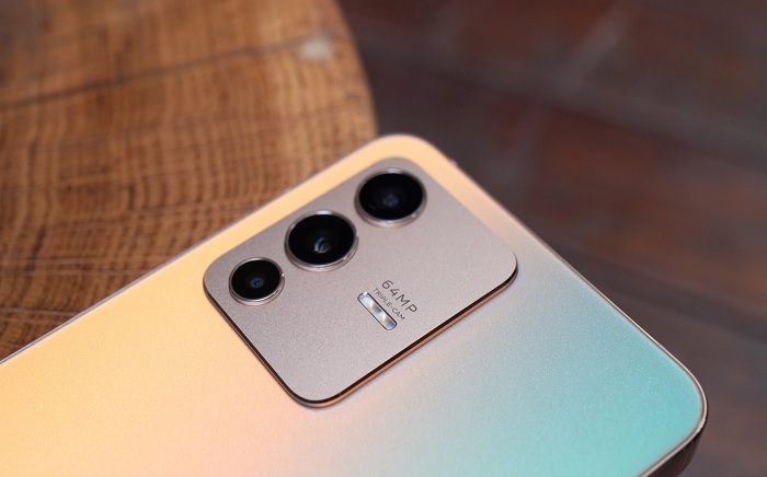 Camera sau trên Vivo V23 5G