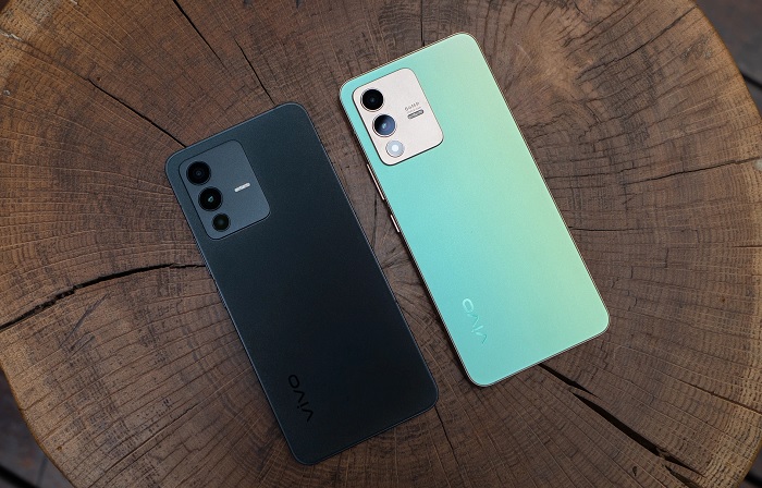 Vivo V23 5G có 2 tùy chọn màu sắc gồm Vàng Ánh Dương và Xanh Vũ Trụ