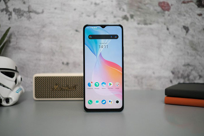 Máy có màn hình IPS LCD rộng 6.58 inch