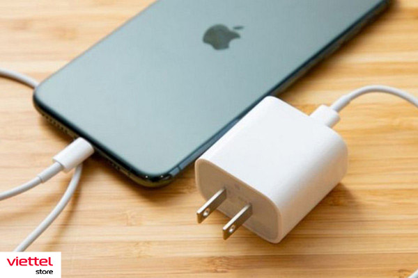 Vệ sinh toàn bộ thiết bị để đảm bảo tình trạng hoạt động tốt nhất