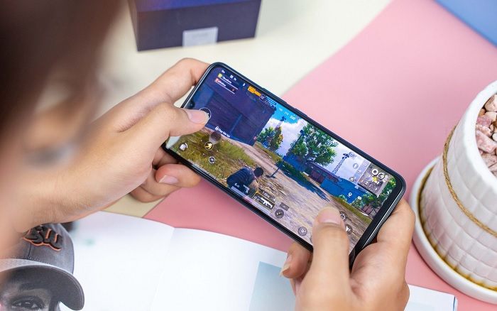 Vivo V23 5G được trang bị cấu hình mạnh mẽ hơn V23e