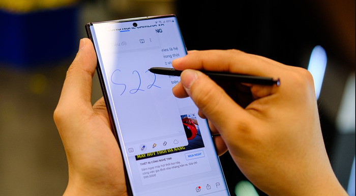 Hỗ trợ nhiều cho người dùng khi sử dụng bút S Pen