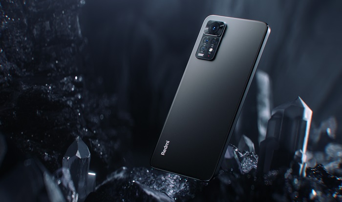 Redmi Note 11 Pro sở hữu thiết kế chắc chắn, vuông vức và mạnh mẽ