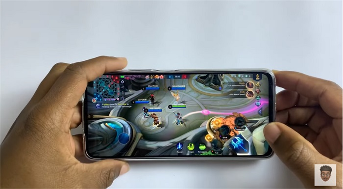 Redmi Note 11 Pro chơi mượt các tựa game như: Liên Quân Mobile, PUBG,… khi cài đặt đồ họa ở mức trung bình