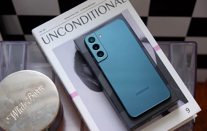 Thiết kế Galaxy S22+