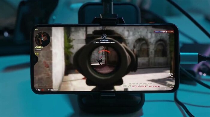 Bắn CS:GO trên điện thoại là một trải nghiệm thú vị
