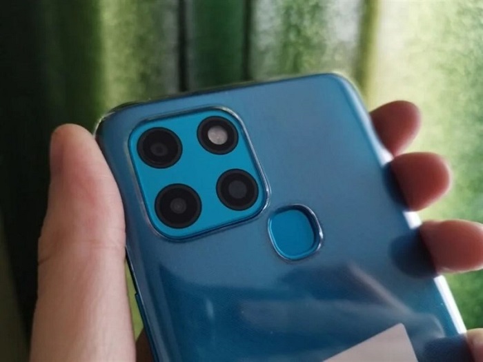 Hình ảnh chụp từ camera góc rộng trong điều kiện ánh sáng trung bình