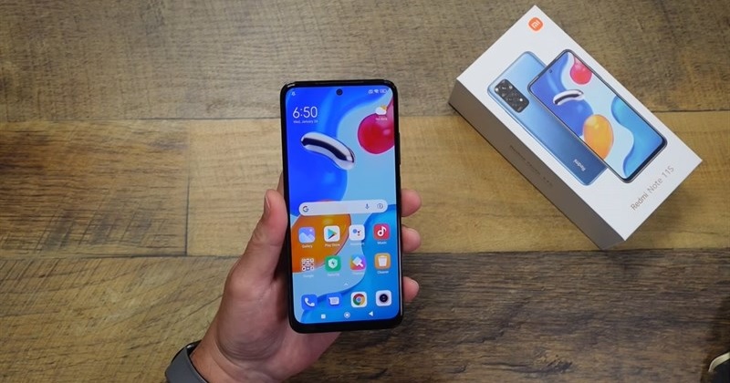 Đánh giá pin Xiaomi Redmi Note 11S: Dùng thả ga 1 ngày, chiến game pin tụt chậm