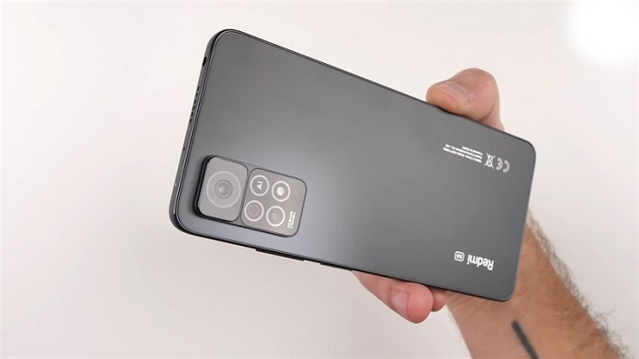 Dung lượng pin lớn 5.160mAh, mang lại sức mạnh dư thừa so với con chip Dimensity 920 5G 