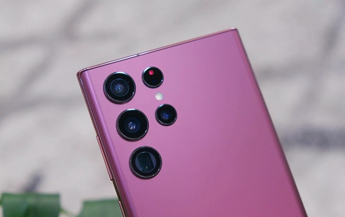 Cụm camera sau của Galaxy S22 Ultra được thay đổi