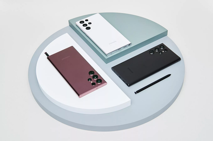 Samsung cũng mang đến cho S22 Series những phiên bản màu sắc vô cùng phong cách, mới lạ