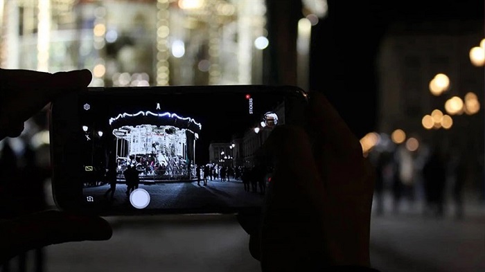 Chọn vị trí chụp có nhiều ánh sáng