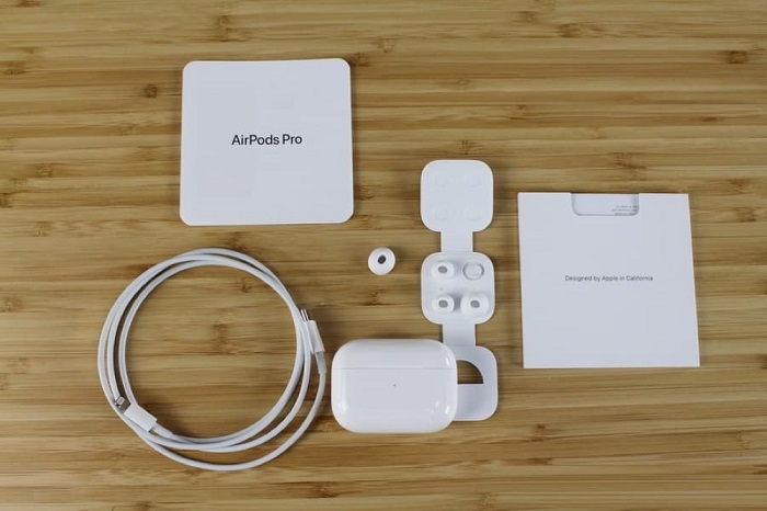 Linh kiện đầy đủ đi kèm AirPods