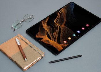 Ra mắt Galaxy Tab S8 Series tại Việt Nam: Màn hình cực đại, thách thức mọi khuôn khổ