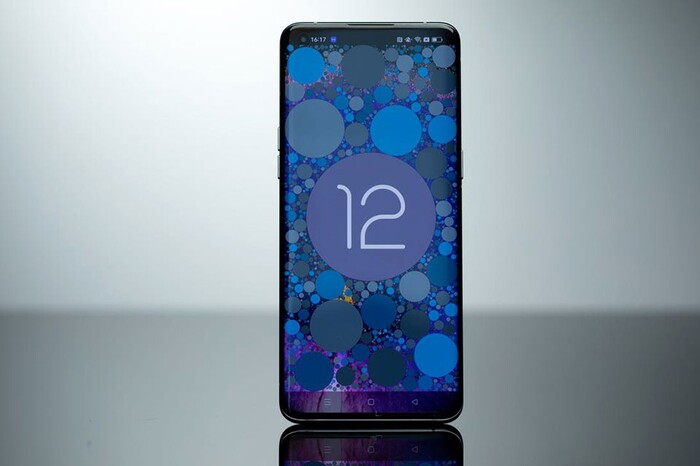 Máy được trang bị sức mạnh đáng gờm của bộ vi xử lý Snapdragon 8 Gen 1