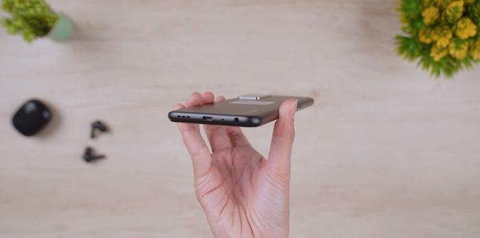 Bạn nghĩ sao về OPPO A76 phiên bản màu đen