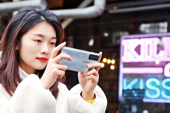 Trên tay Redmi K50G khám phá các tính năng vượt trội của chiếc smartphone