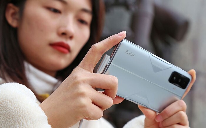 Trông thẩm mỹ hơn rất nhiều trên tay người dùng