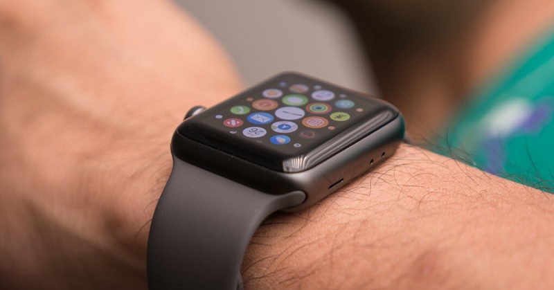 vệ sinh Apple Watch