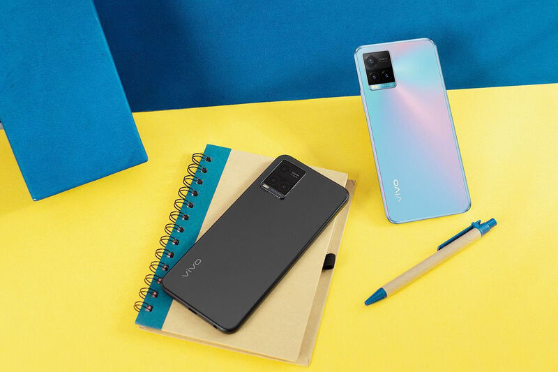 Bộ đôi sức mạnh gồm chip Helio G80 và RAM 8GB trên vivo Y33s giúp người dùng thoải mái đa nhiệm mà không sợ máy bị giật, lag