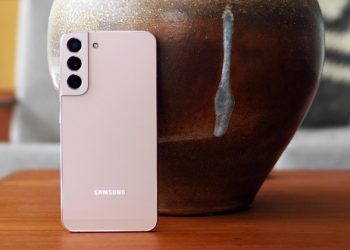 Công nghệ sạc nhanh 45W trên Galaxy S22+