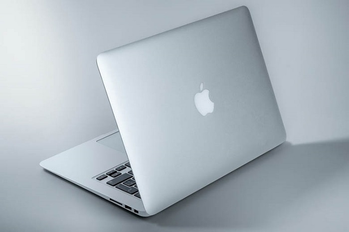 Macbook Air M2 2022 vuông vắn, mỏng hơn