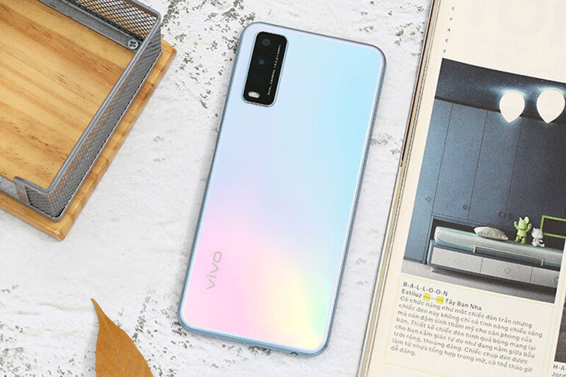Ngoài pin khủng, vivo Y12s 2021 còn có khả năng sạc ngược cho các thiết bị khác