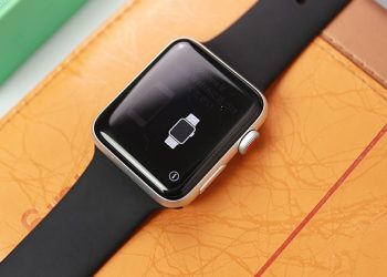 Bảo quản Apple Watch để lâu không sạc có sao không?