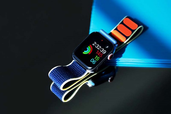 Lưu ý sử dụng và sạc pin Apple Watch