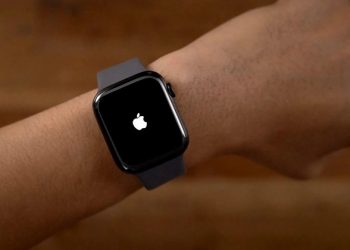 Apple Watch treo táo