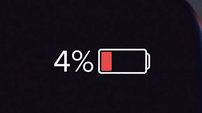 Điện thoại báo pin yếu