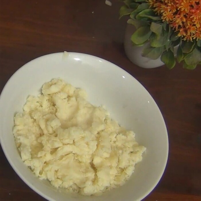 Bỏ phần xơ và tiếp tục nghiền nhuyễn