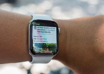 lướt FB trên Apple Watch